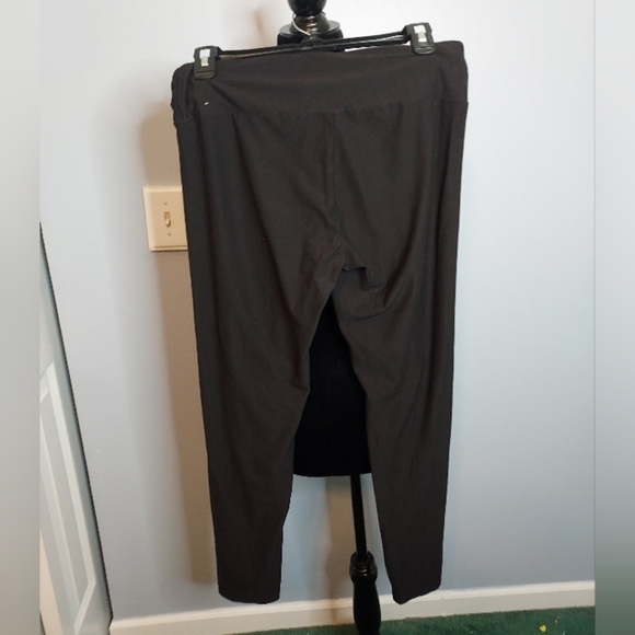 No Boundaries Black Leggings Size Large (11-13) - Picture 5 of 8